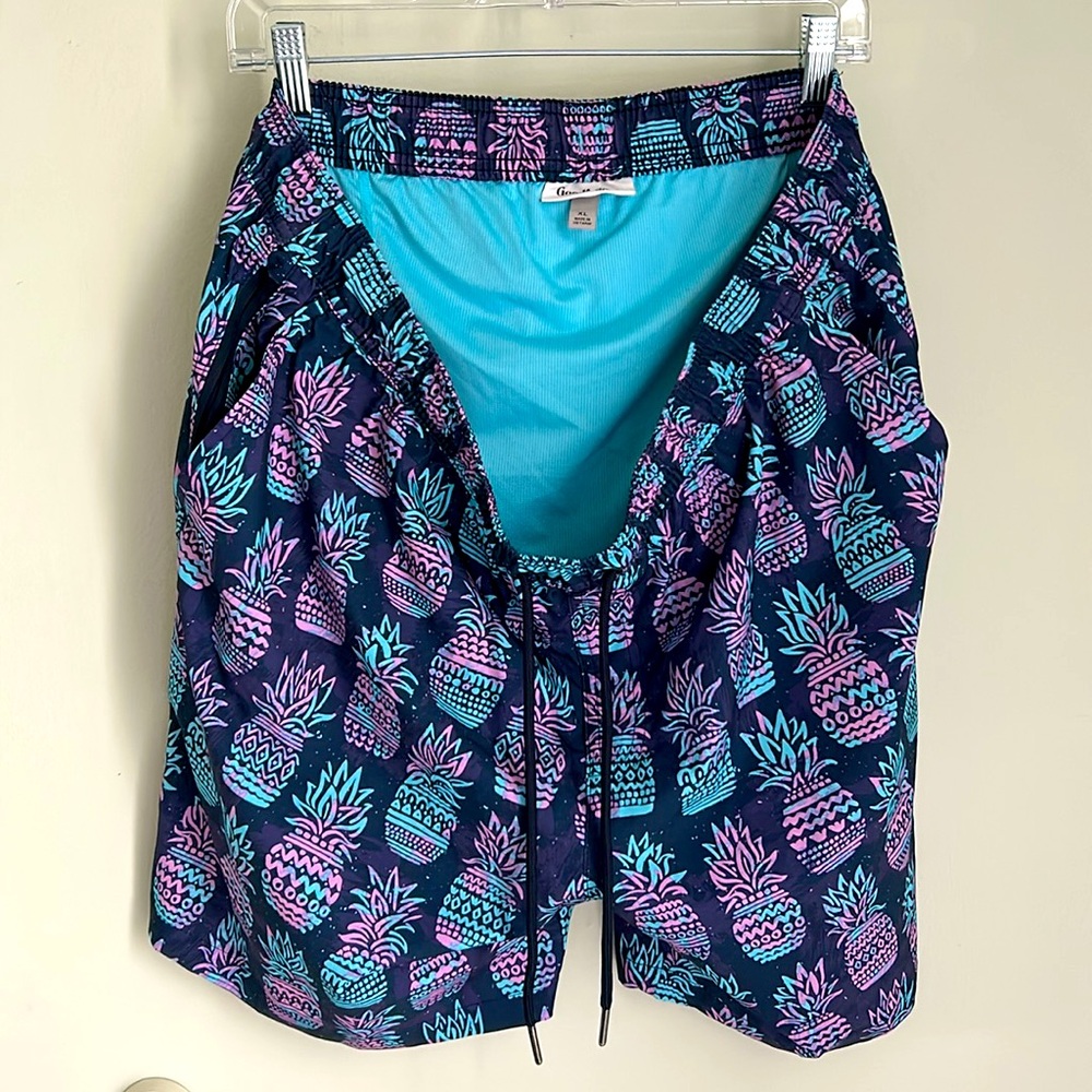 Goodfellow & Co Navy men’s  Shorts with Pink and Teal Print